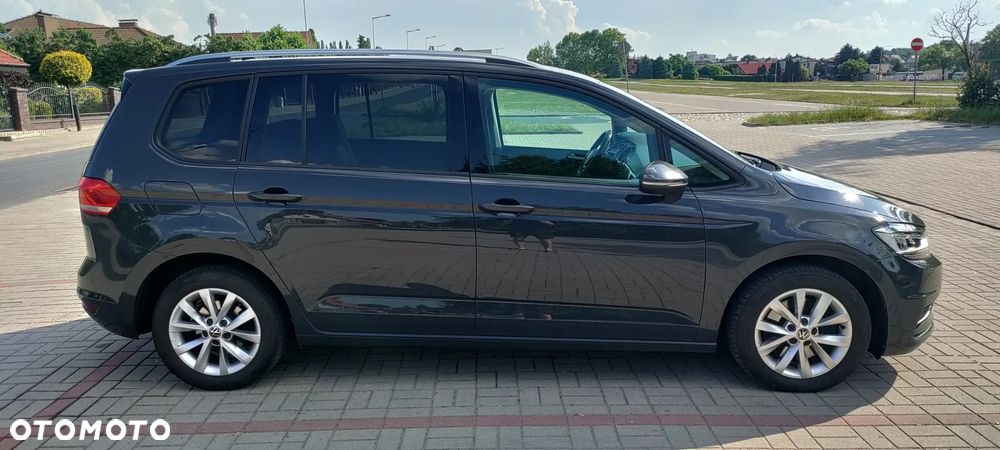 Volkswagen Touran 2.0 TDI SCR DSG ACTIVE - 5