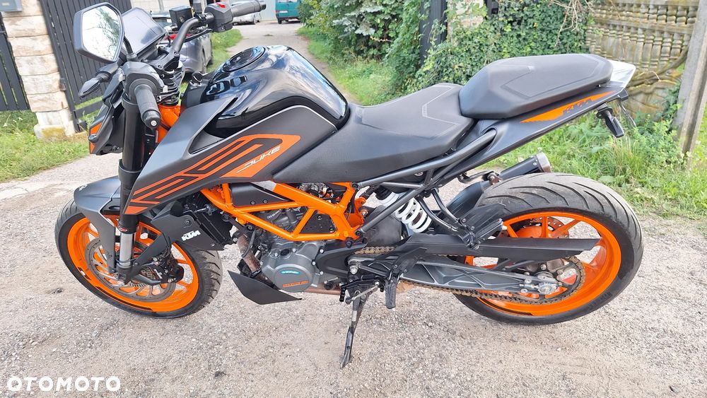KTM Duke 125 - 35