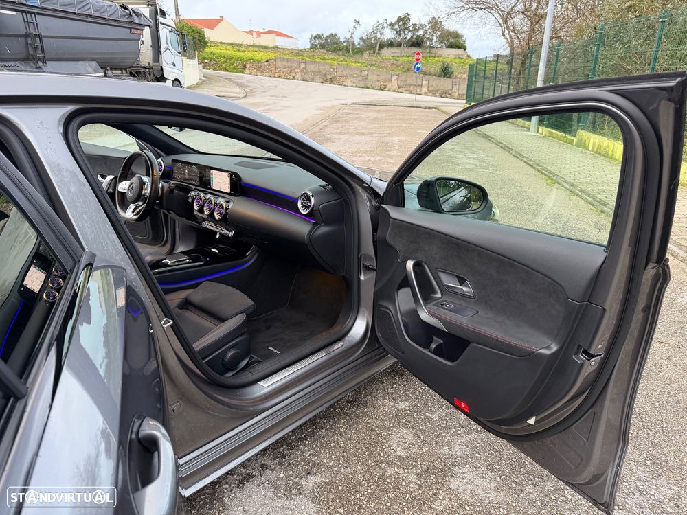 Mercedes-Benz A 180 d AMG Line Aut. - 32