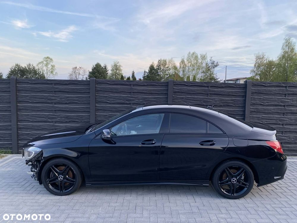 Mercedes-Benz CLA 220 CDI 7G-DCT AMG Line - 23
