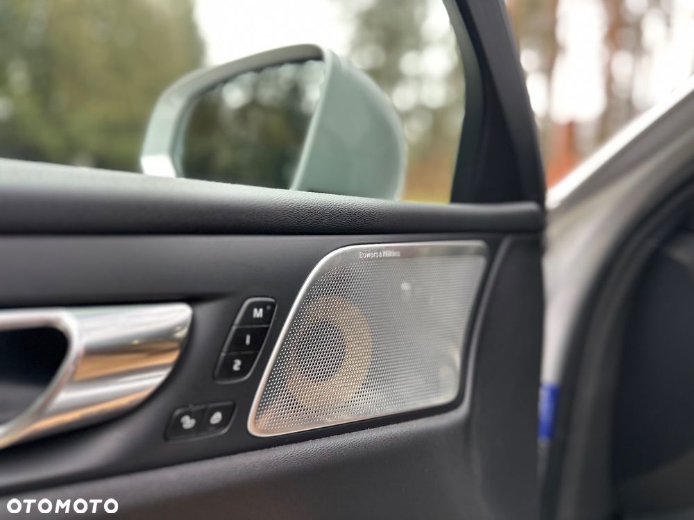 Volvo V60 T5 AWD Momentum Pro - 11