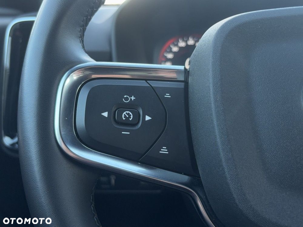 Volvo XC 40 - 19