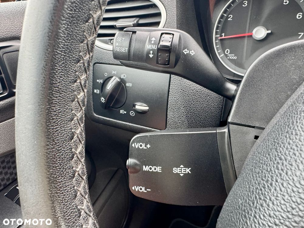 Ford Focus 1.6 Ti-VCT Titanium - 19