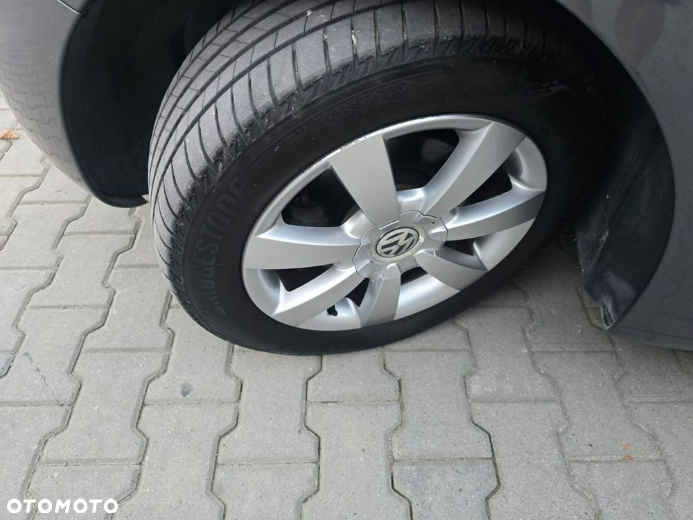 Volkswagen New Beetle - 31