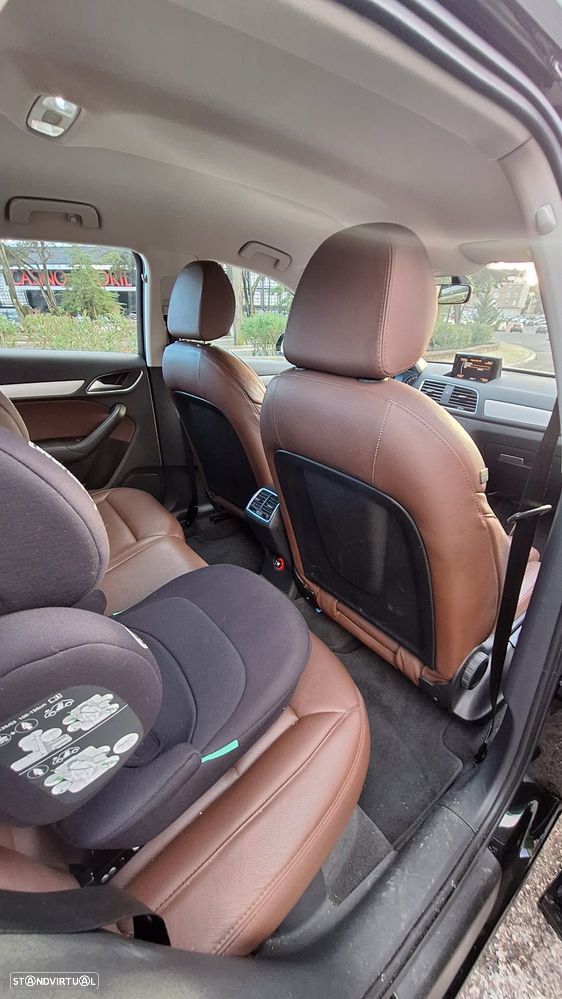 Audi Q3 2.0 TDI Sport S tronic - 9