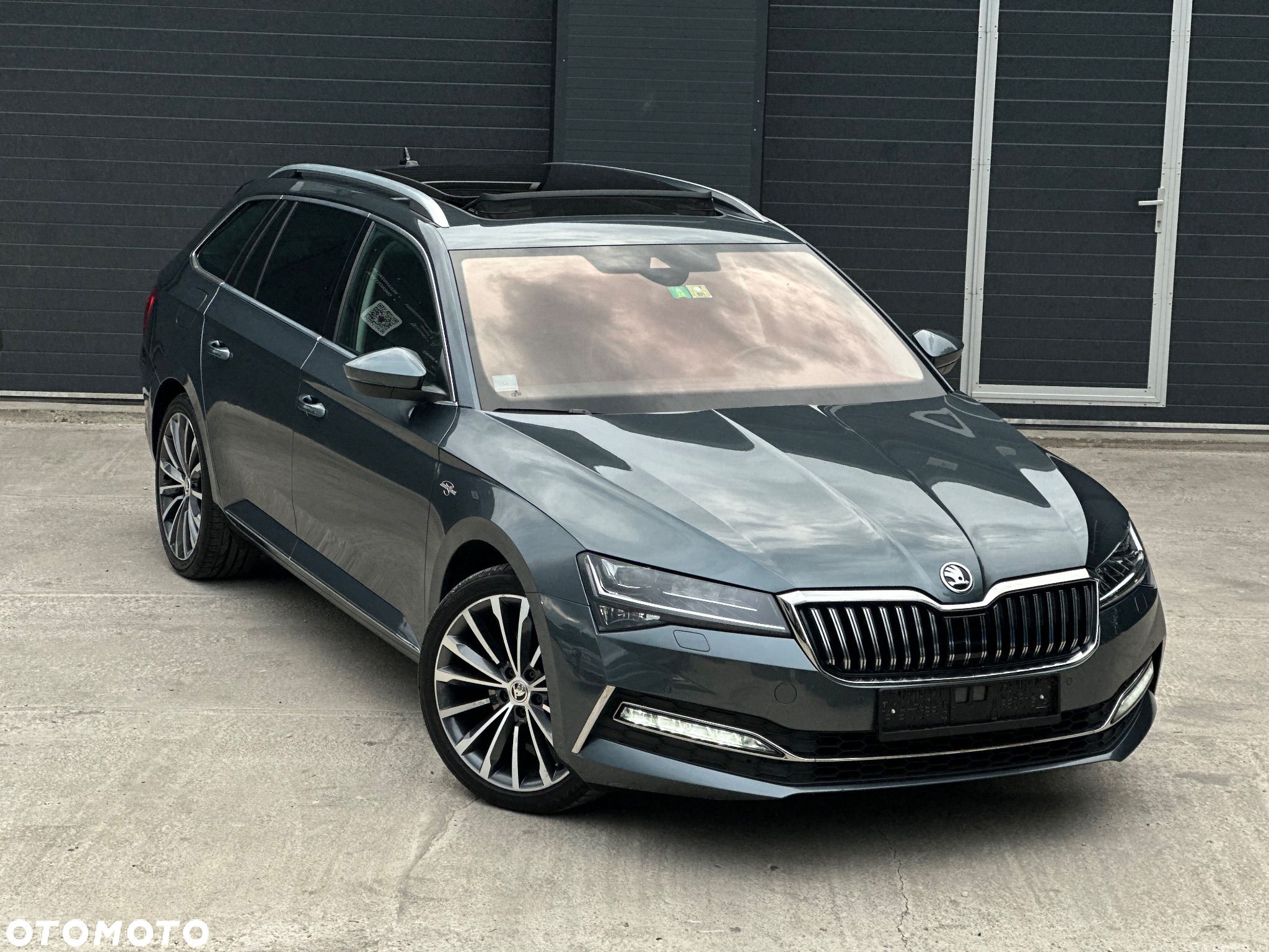 Skoda Superb 2.0 TSI L&K DSG - 2
