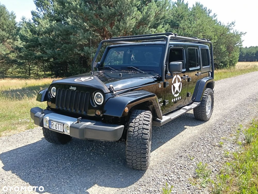 Jeep Wrangler Unlimited 3.8 Automatik Sahara - 2