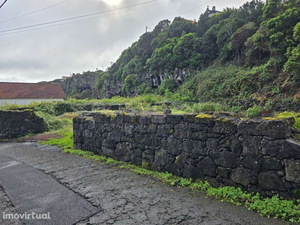 Terreno com Potencial de Construção - Calhau da Piedade, Lajes do Pico - Grande imagem: 5/14