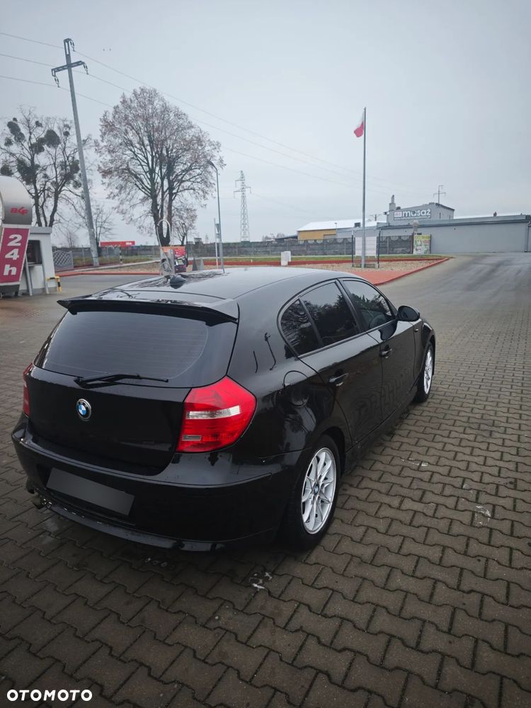 BMW Seria 1 118d - 8