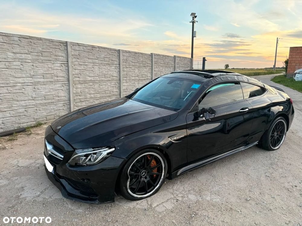 Mercedes-Benz Klasa C AMG 63 S - 39