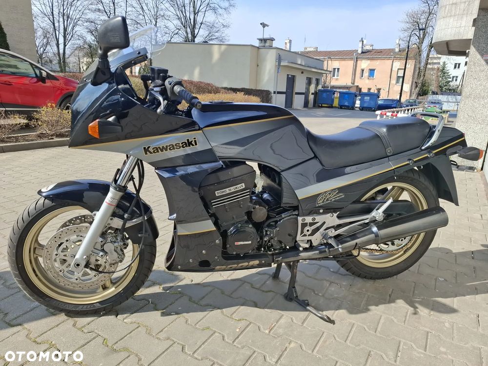 Kawasaki GPZ - 1