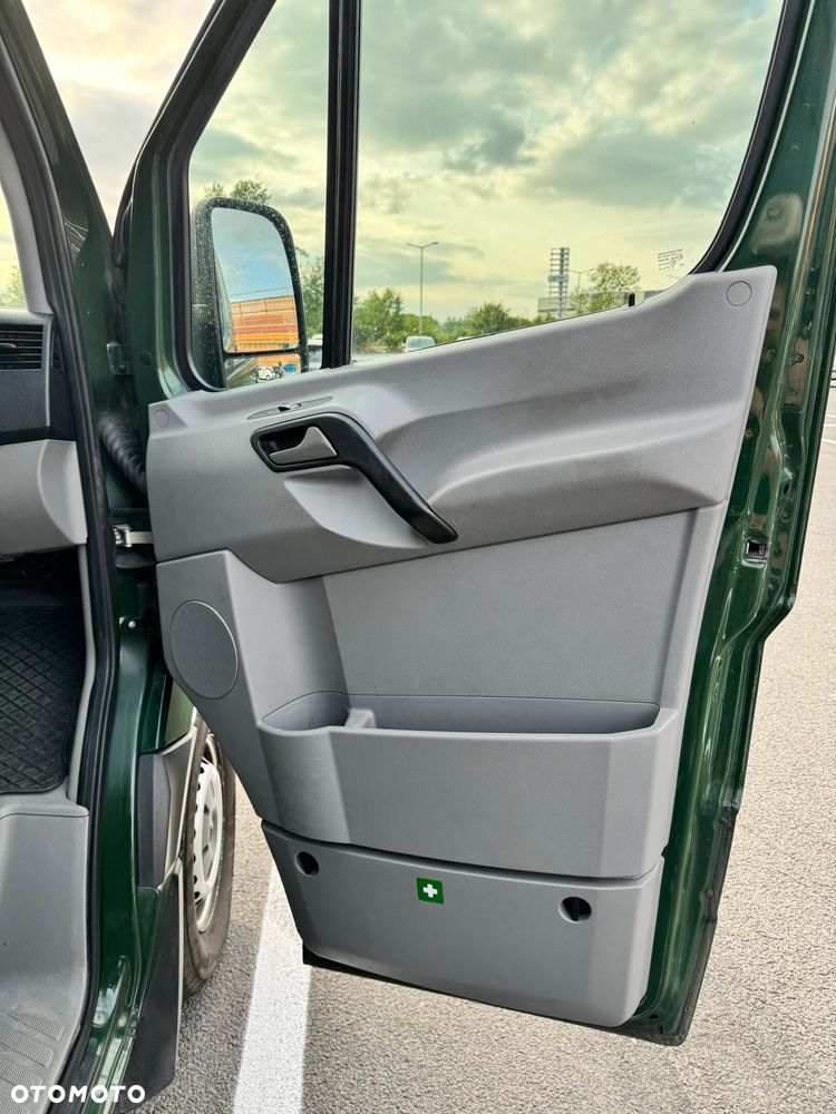 Mercedes-Benz Sprinter - 6