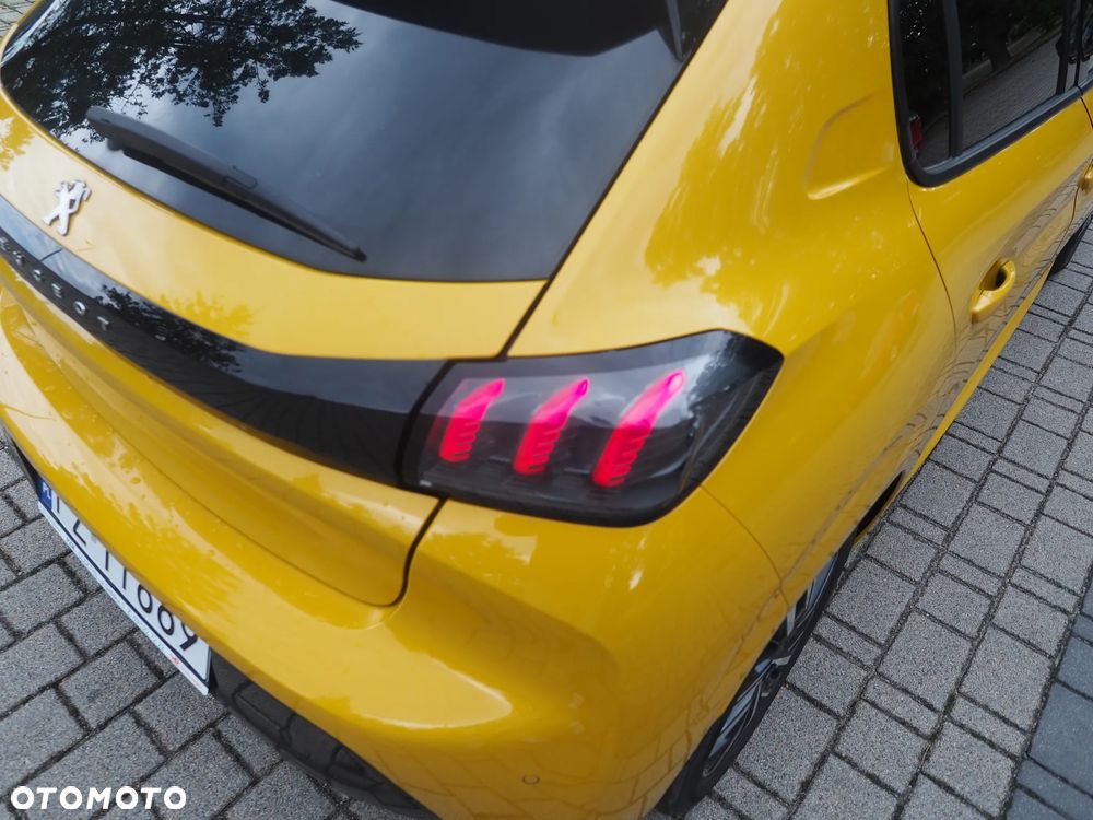 Peugeot 208 1.2 T Allure S&S - 12