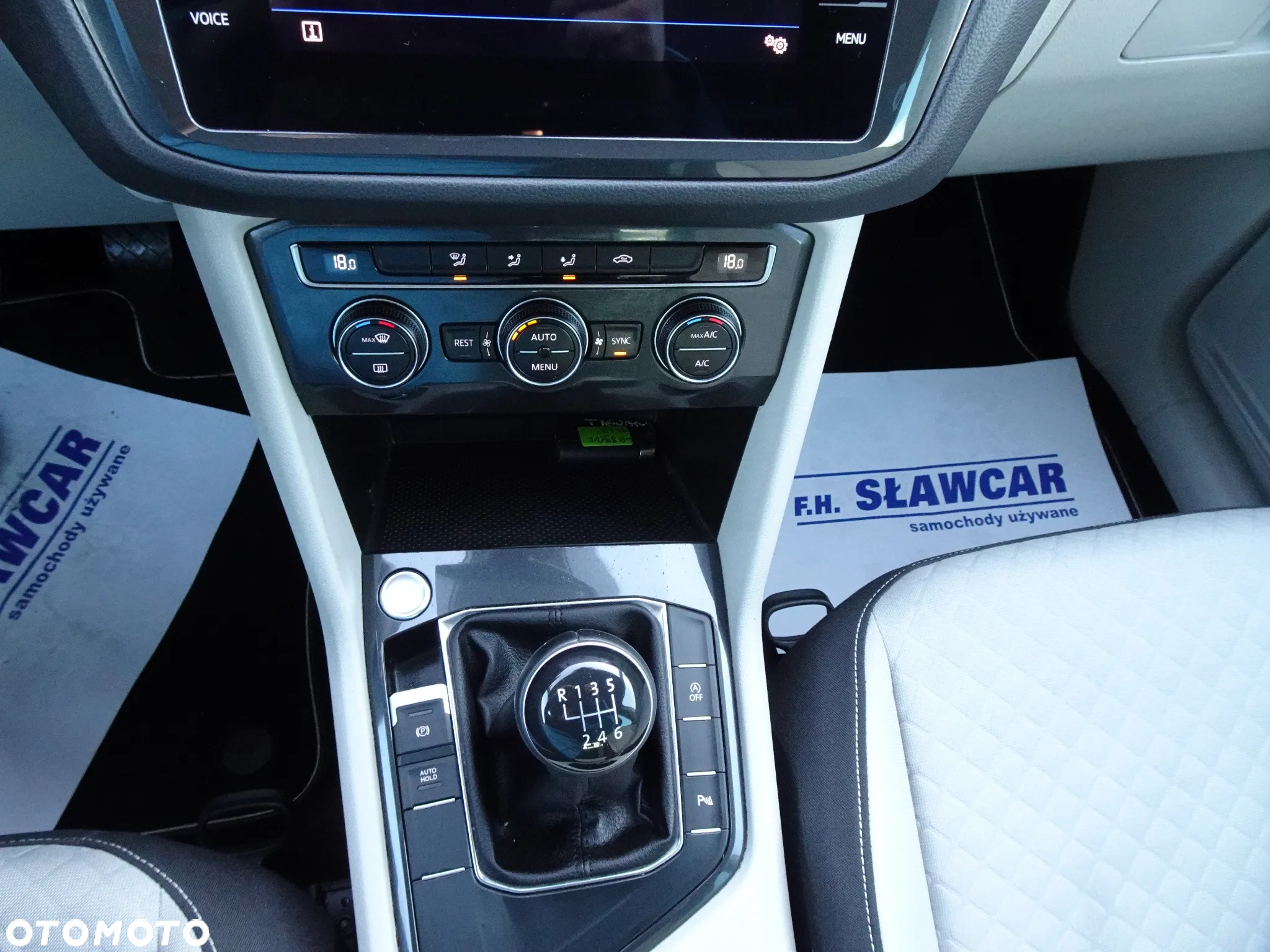 Volkswagen Tiguan 1.5 TSI EVO Comfortline - 34