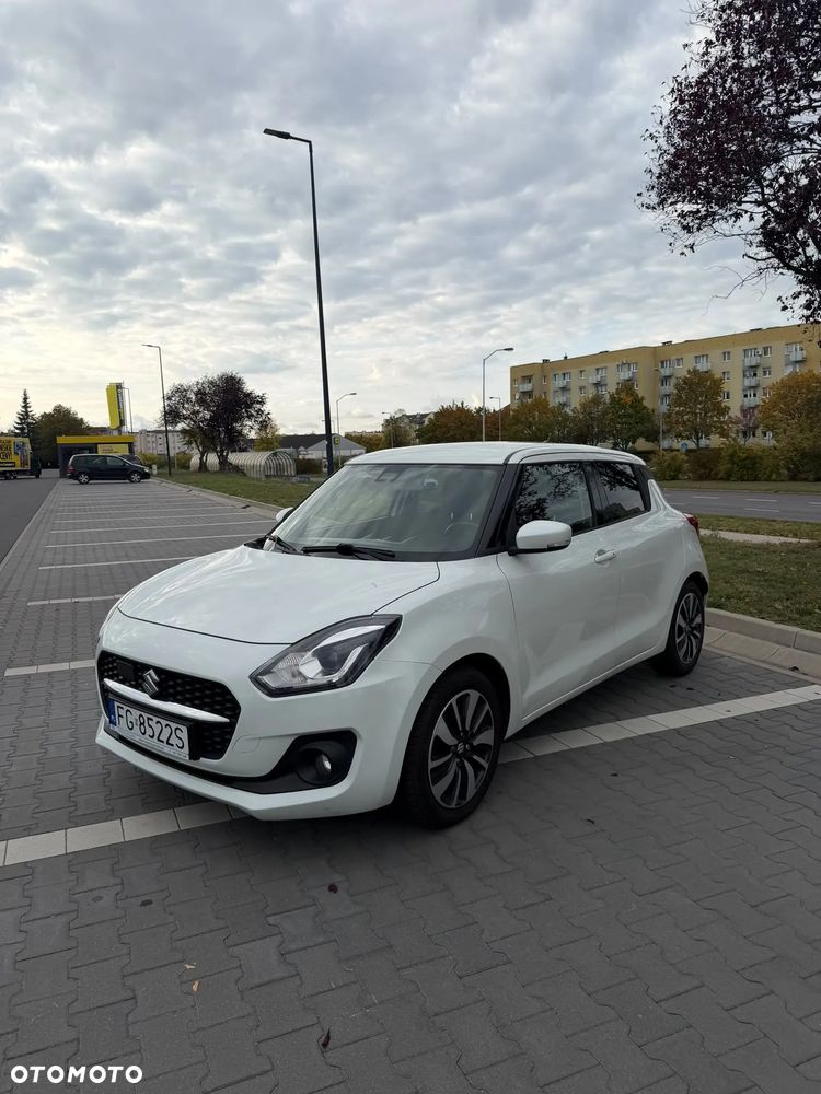 Suzuki Swift 1.2 SHVS Premium Plus - 1