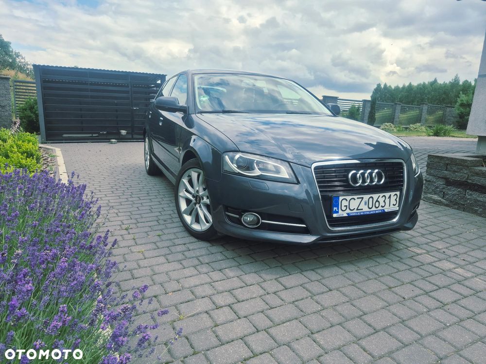 Audi A3 Sportback - 2