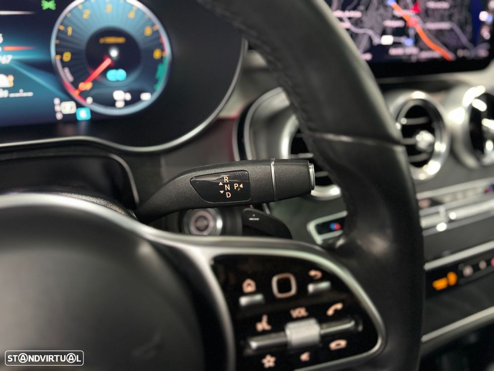 Mercedes-Benz GLC 300 e 4Matic 9G-TRONIC AMG Line - 11