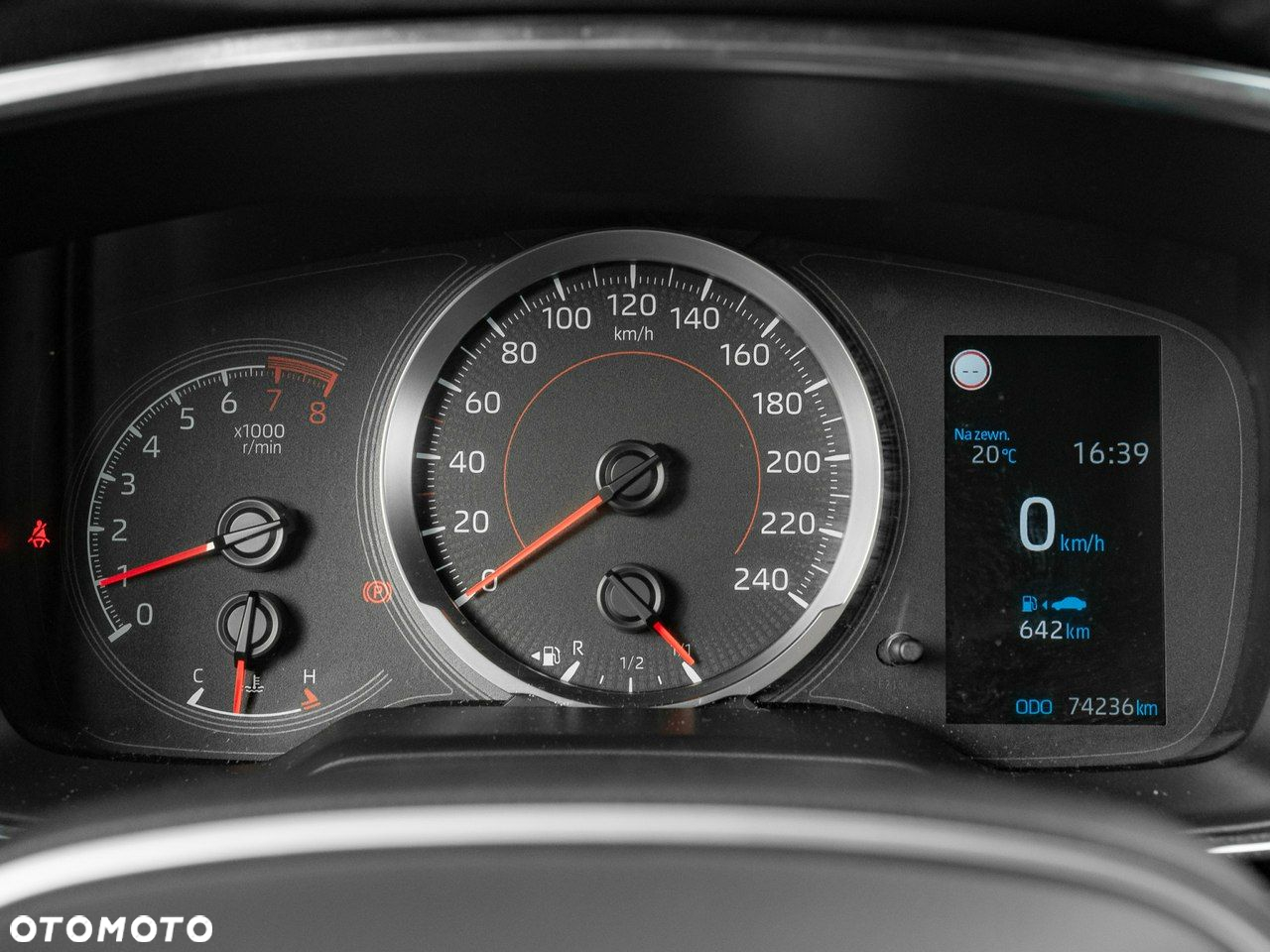 Toyota Corolla 1.5 Comfort - 16