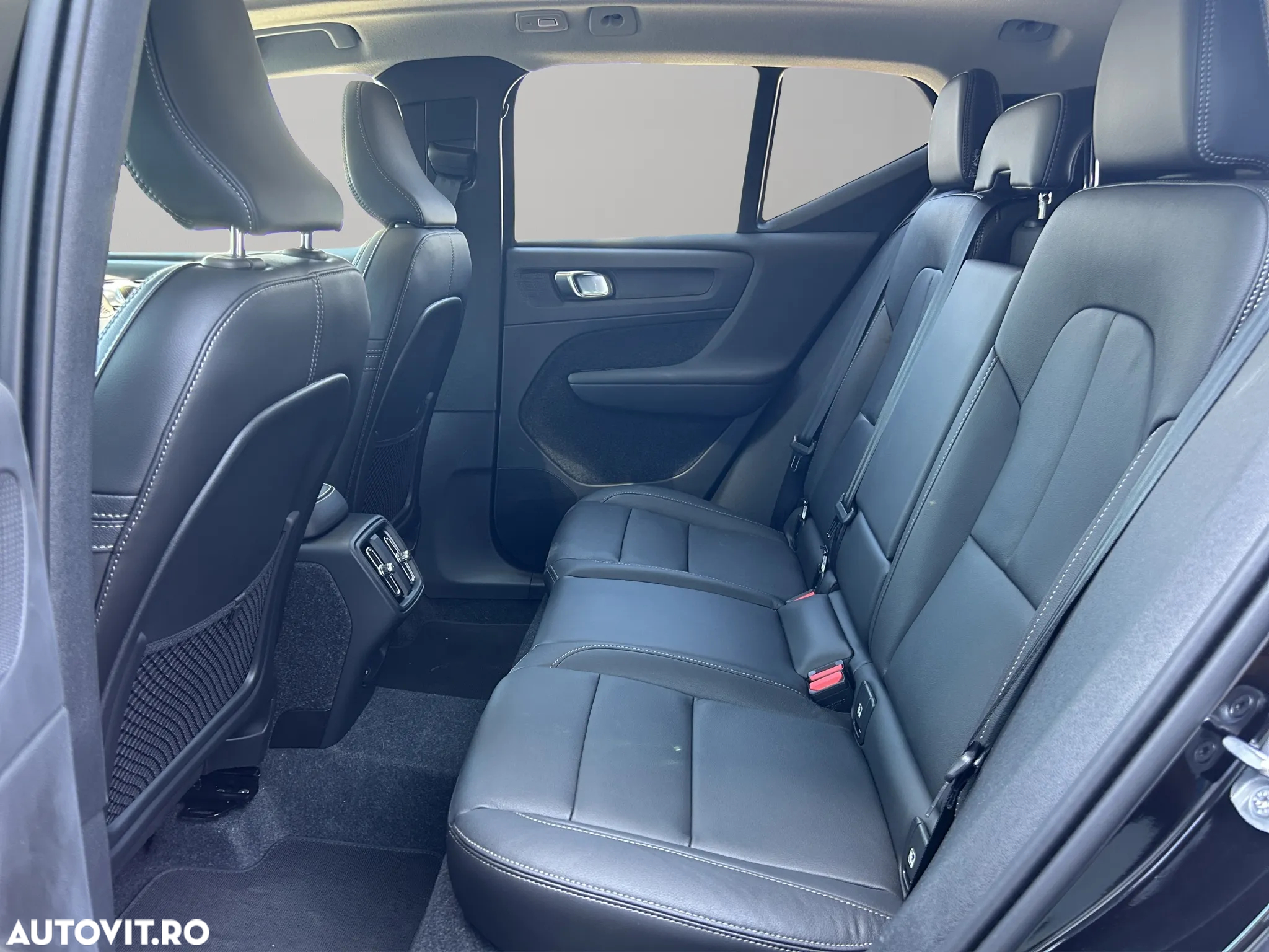 Volvo XC 40 - 18