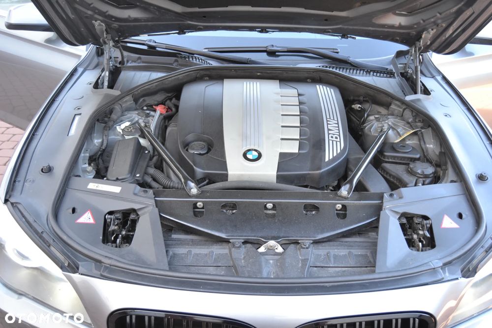 BMW Seria 7 730d - 30
