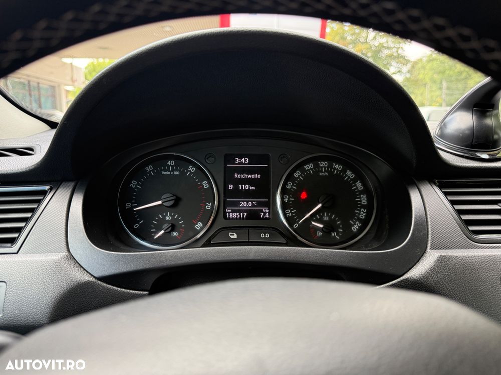 Skoda RAPID 1.2 TSI Ambition - 18