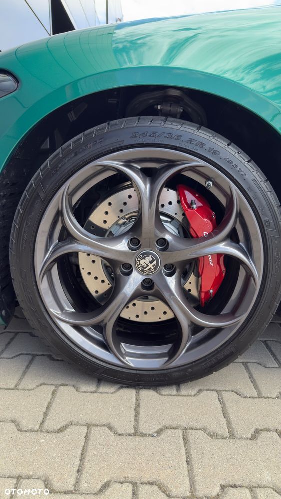 Alfa Romeo Giulia 2.9 Bi Turbo V6 Quadrifoglio - 10