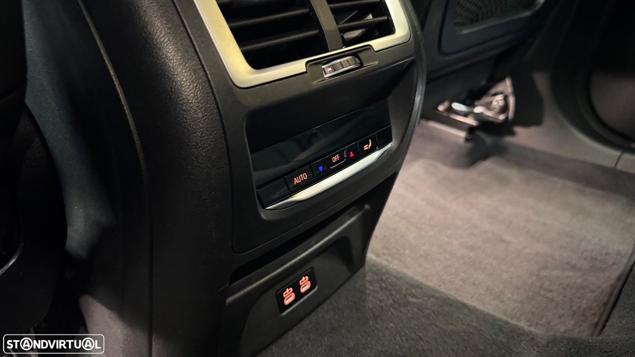 BMW iX3 M Sport Impressive - 40