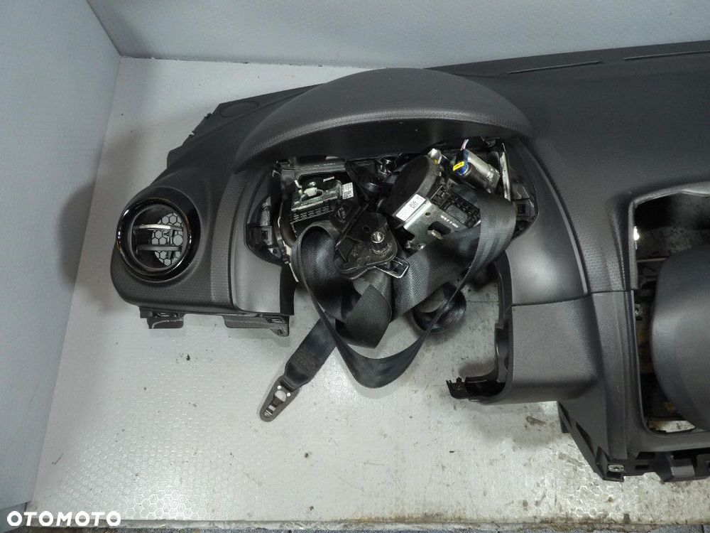 RENAULT CLIO 4 IV LIFT KONSOLA KOKPIT DESKA - 2
