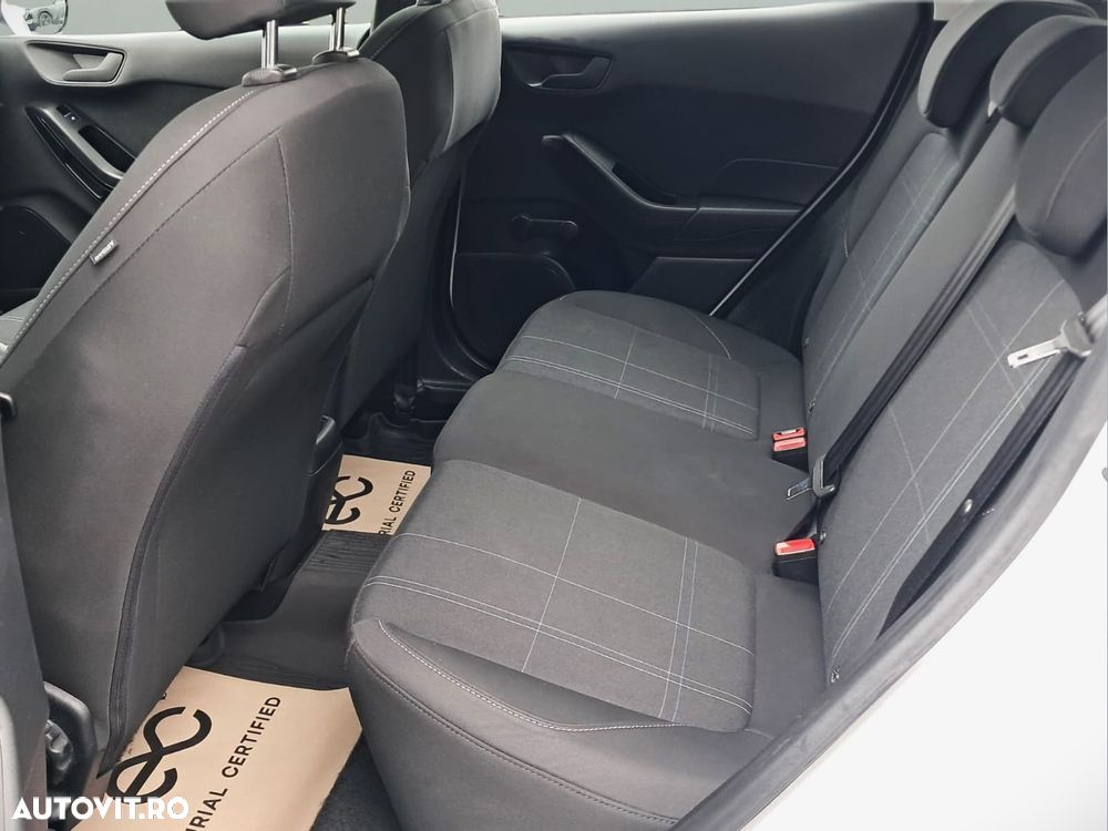 Ford Fiesta 1.1 Trend Connected - 11