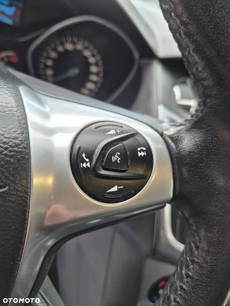 Ford Focus - 23