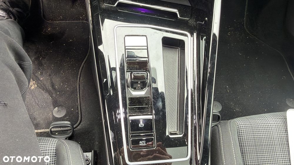 Volkswagen Golf 2.0 TDI SCR DSG GTD - 33