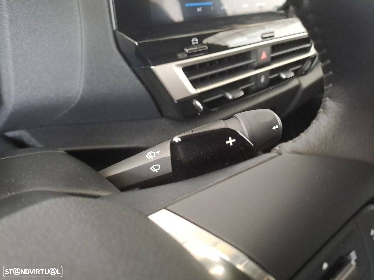 Citroën C4 X 1.2 PureTech Plus EAT8 - 15