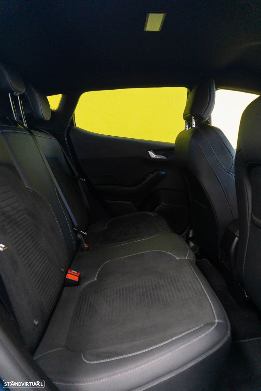 Ford Fiesta 1.5 EcoBoost ST - 16