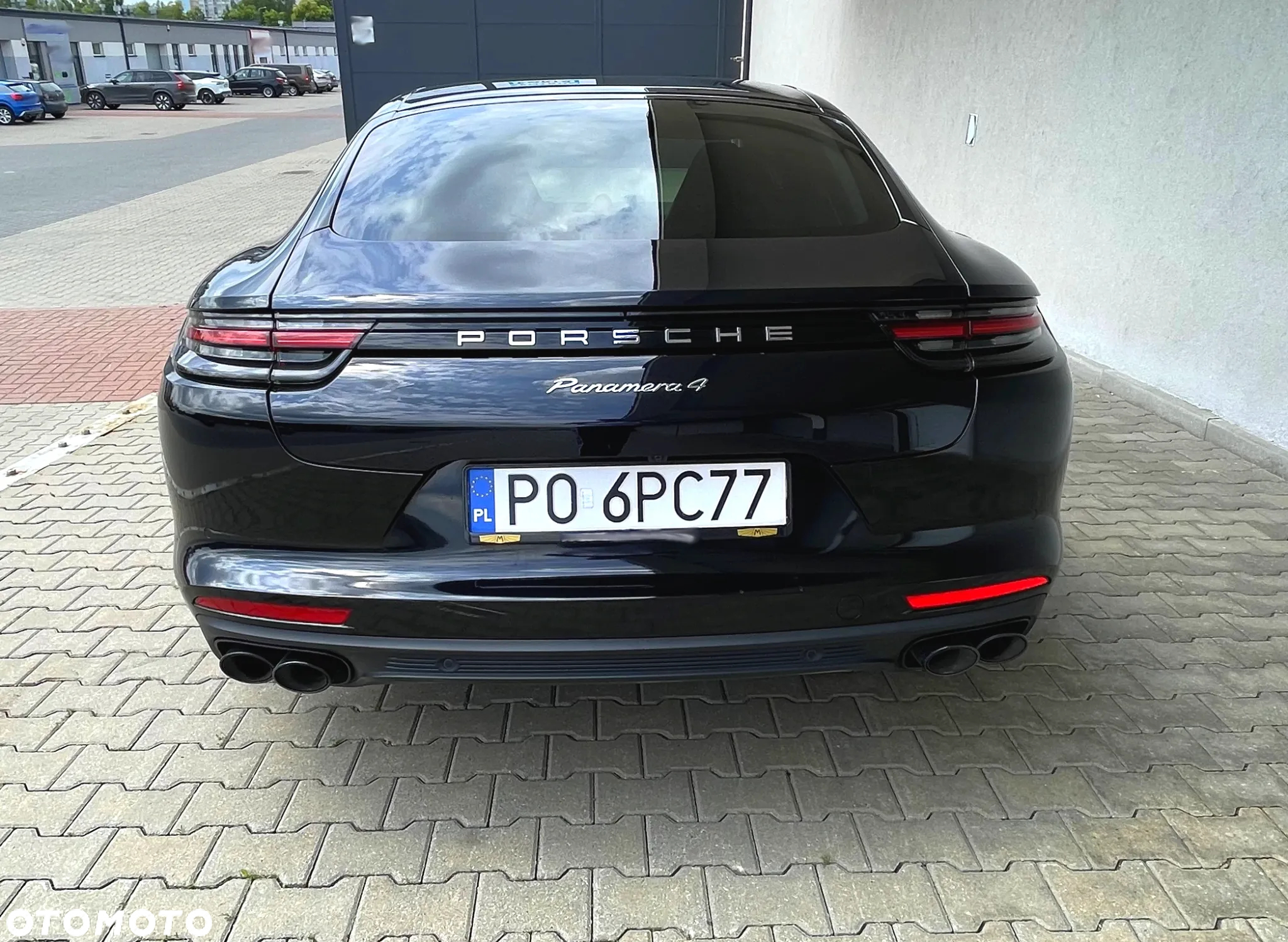 Porsche Panamera 4 - 8
