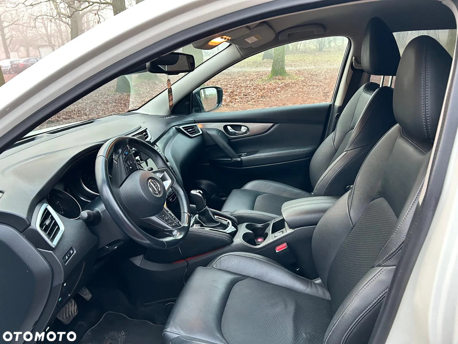 Nissan Qashqai 1.5 dCi DCT TEKNA - 8