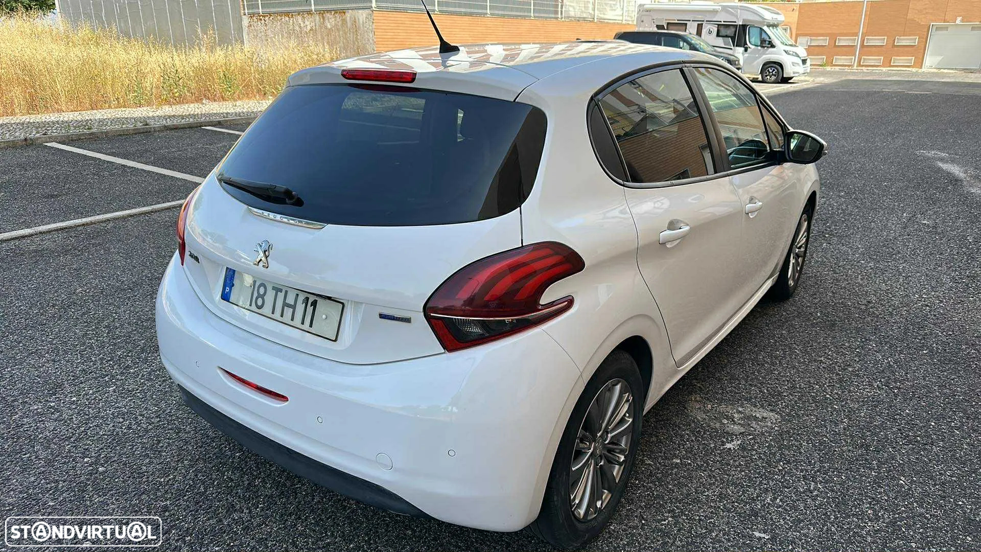 Peugeot 208 1.2 PureTech Style - 6