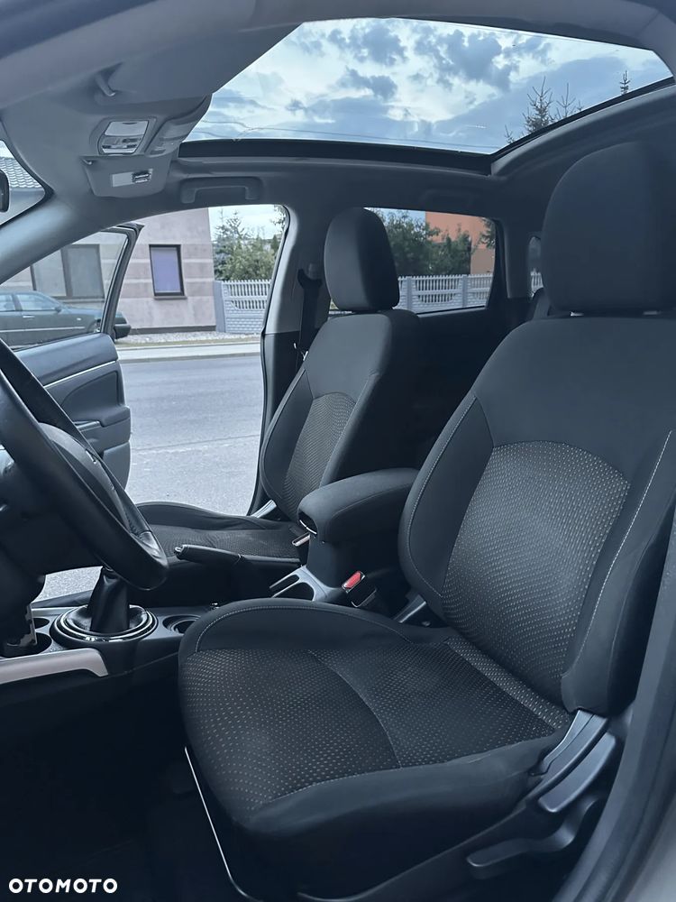 Mitsubishi ASX 1.8 DID Intense AS&G - 17