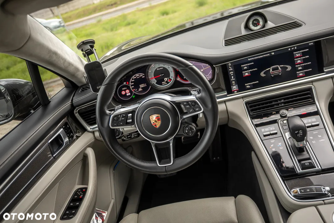 Porsche Panamera Turbo - 20