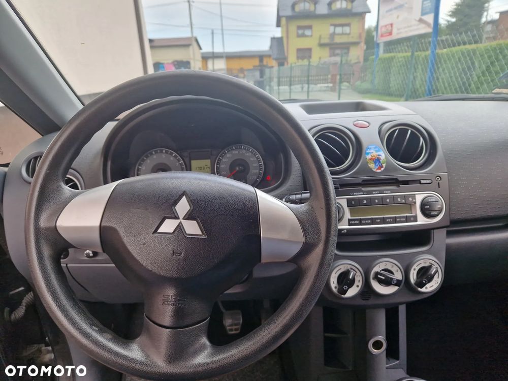 Mitsubishi Colt 1.3 Instyle - 11