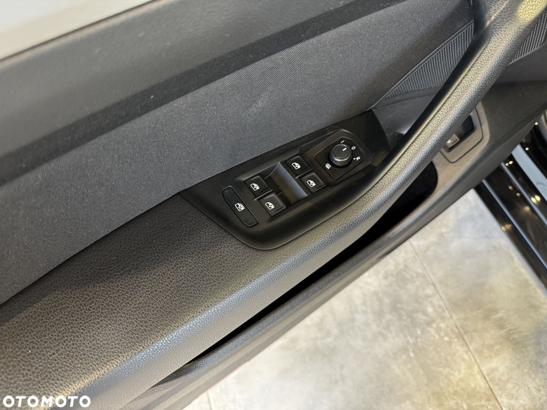 Volkswagen Passat - 15