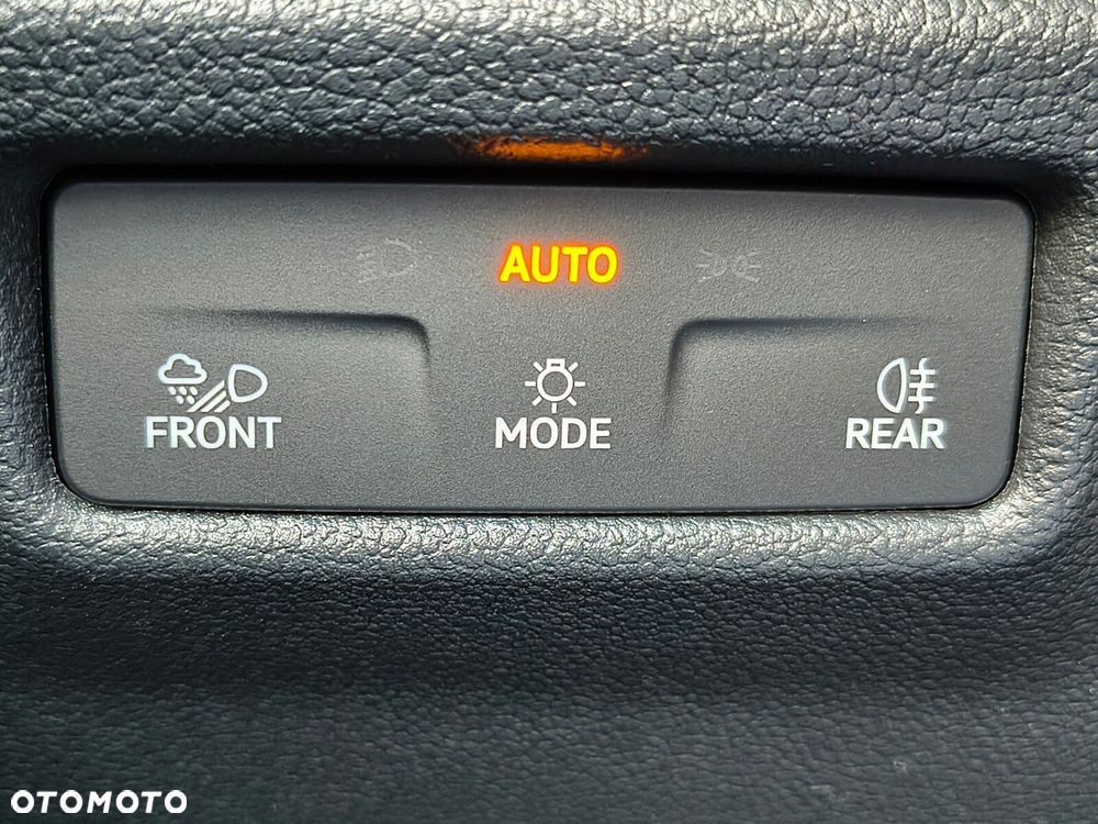 Volkswagen Tiguan 1.5 eTSI Elegance DSG - 23