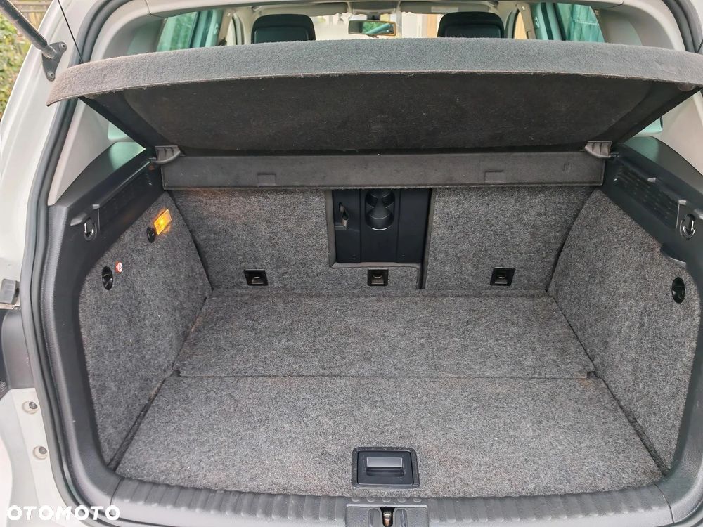 Volkswagen Tiguan 2.0 TDI DPF BlueMotion Technology Lounge Sport & Style - 13