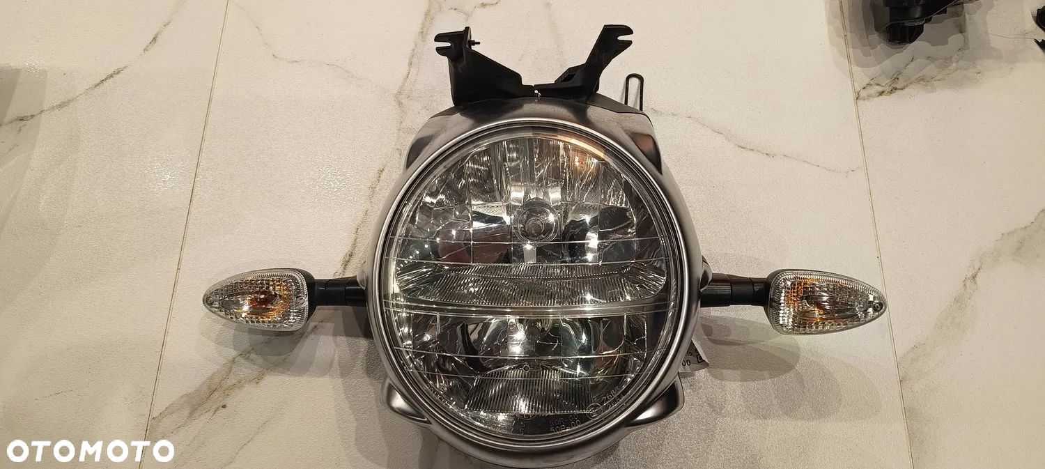 APRILIA MANA 850 REFLEKTOR LAMPA OSŁONA PRZÓD KOMPLET 2008 - 1