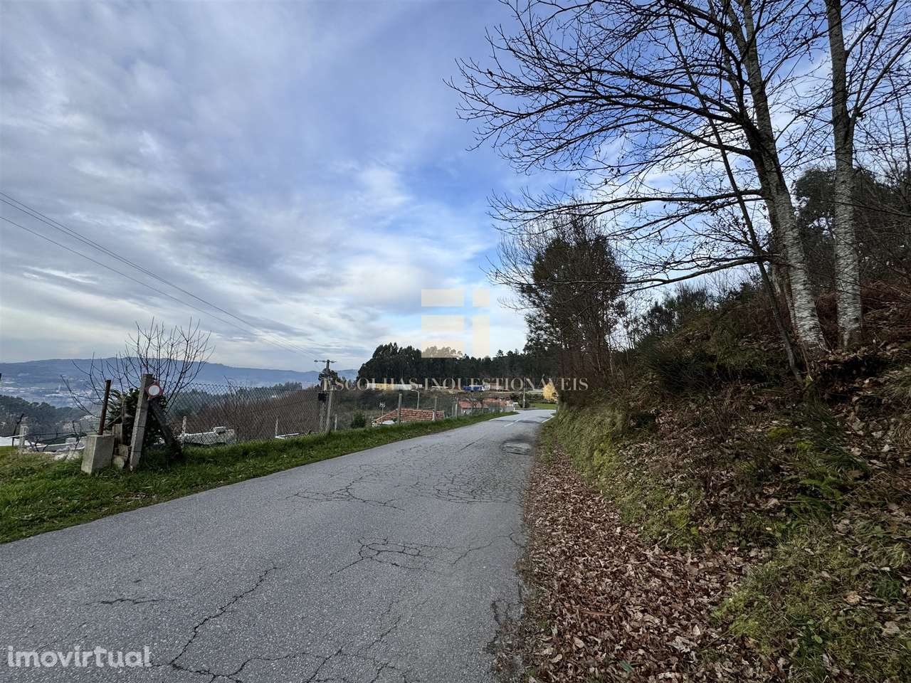 Terreno Para Construção  Venda em Tarouquela,Cinfães - Grande imagem: 2/3