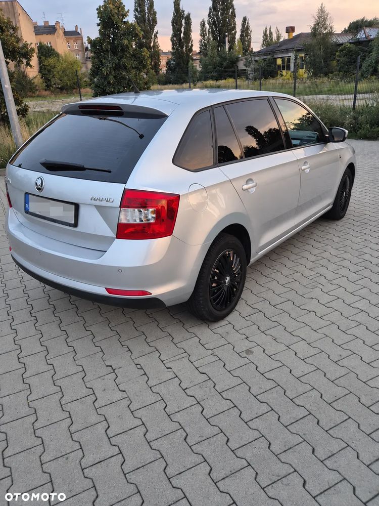 Skoda RAPID 1.2 TSI Edition - 4