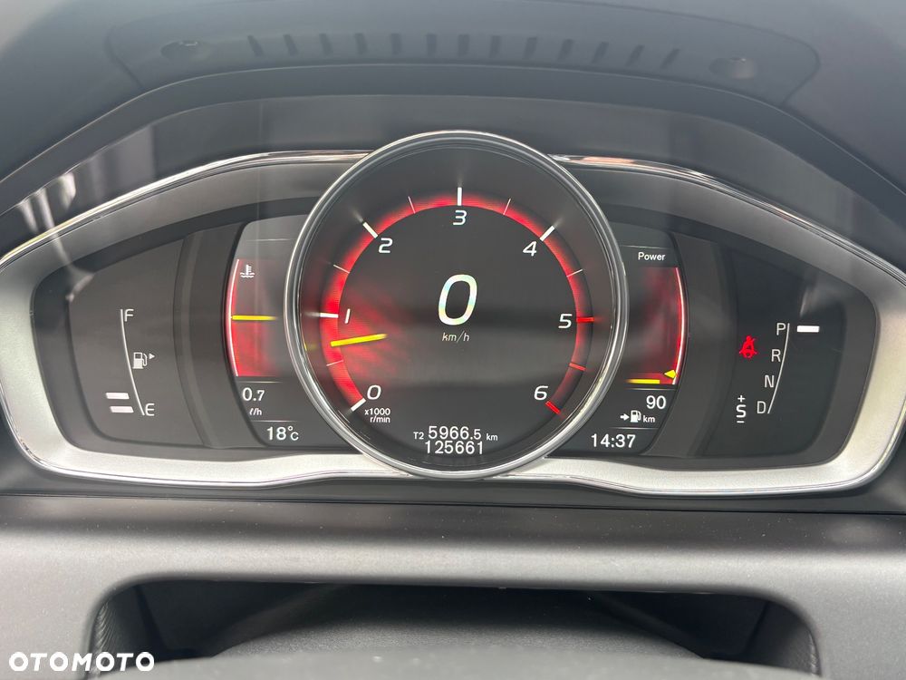 Volvo XC 60 D5 AWD Summum - 15
