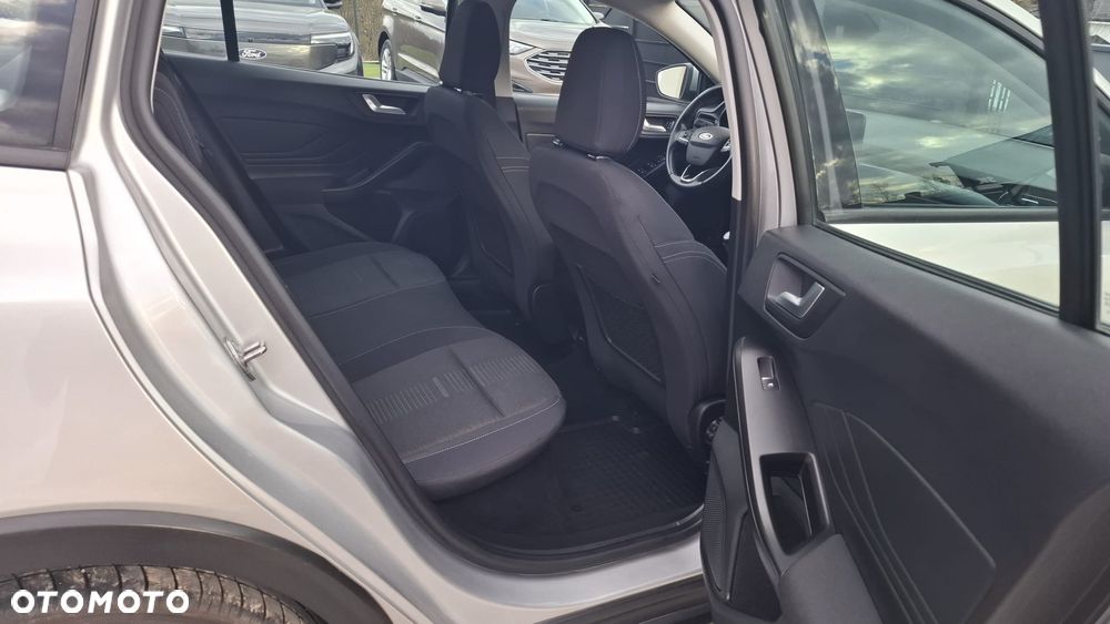 Ford Focus 1.0 EcoBoost Active Business - 18