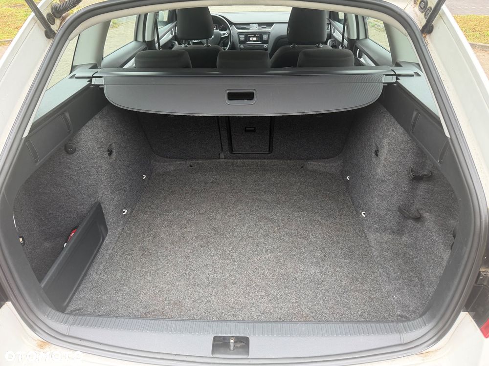 Skoda Octavia 1.6 TDI Style - 24