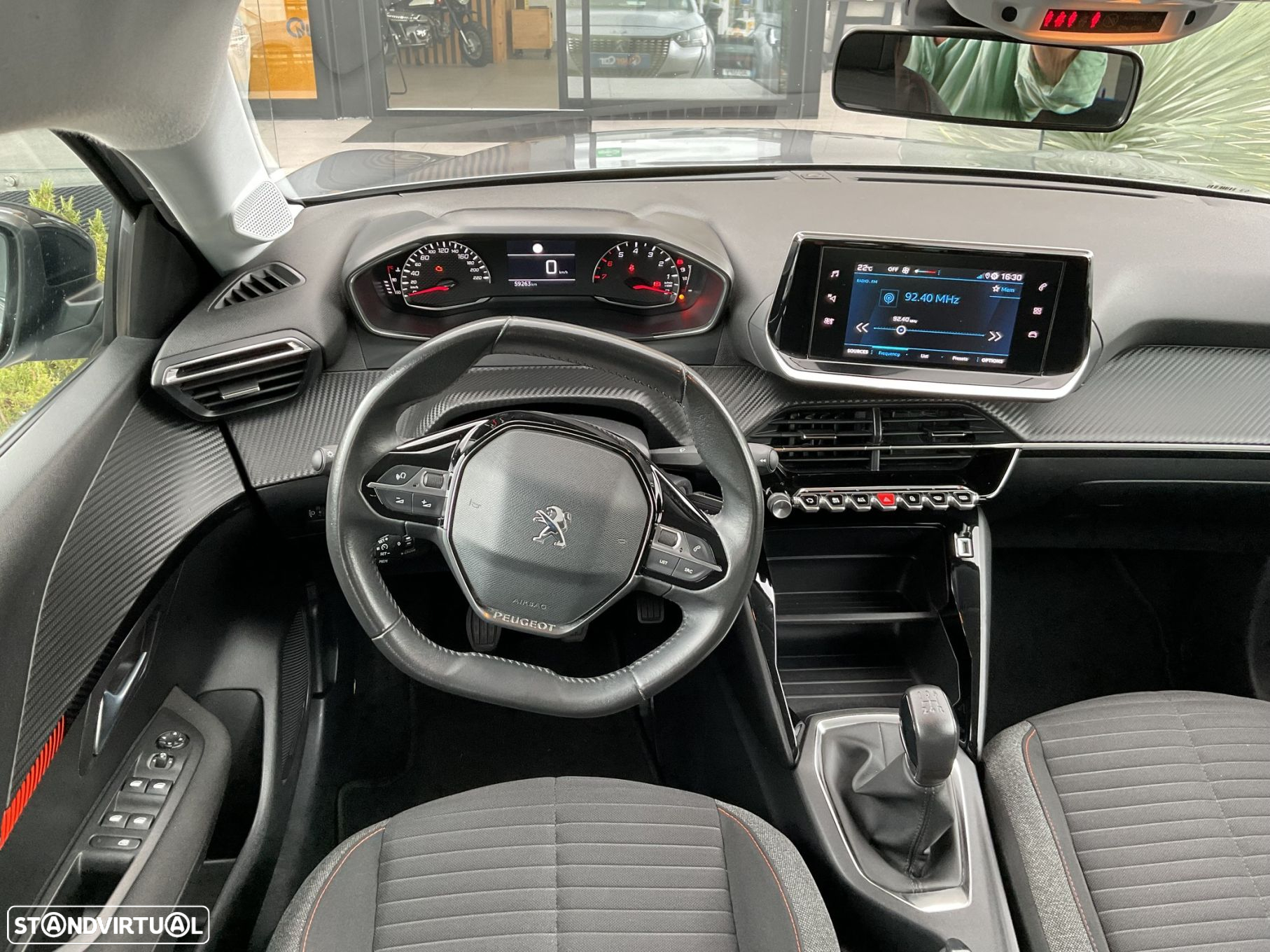 Peugeot 208 1.2 PureTech Active - 34