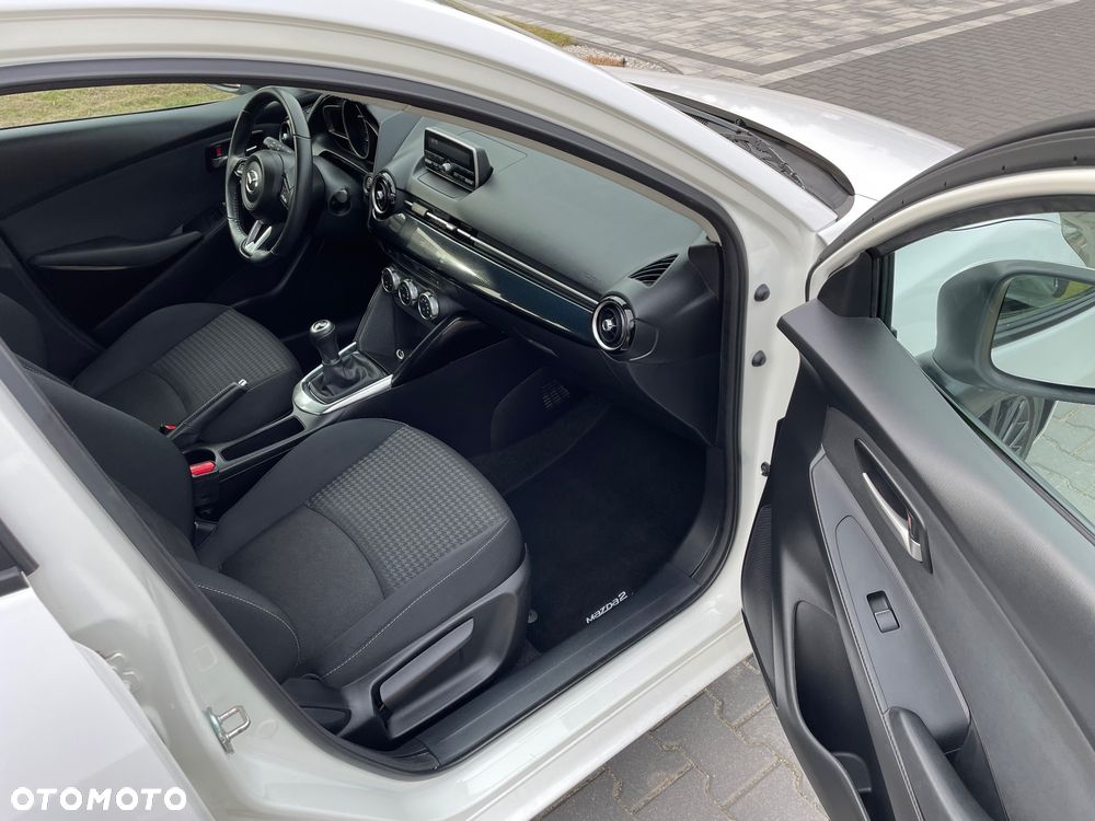 Mazda 2 - 12